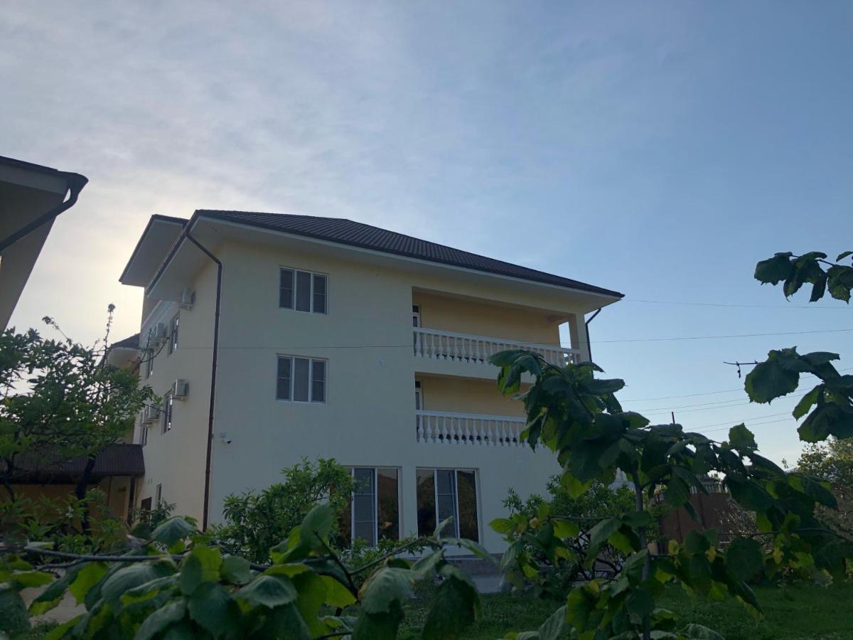 Gudauta Hotel Exterior photo